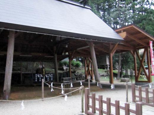 毘沙門まつり・全国泣き相撲大会会場です:2010/08/28 02:25