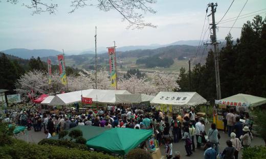 春の泣き相撲:2010/08/28 07:14