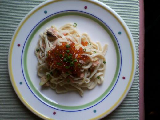 2010/10/06 09:01/これが、スモークサーモン&いくらの生パスタ〜