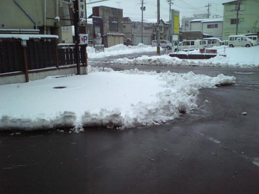 2012/01/22 10:29/●今朝の雪は重い雪でした(*_*)
