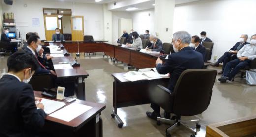 2021/12/10 13:17/“パワハラ”陳情は継続審査へ…花巻市議会、そして「蛇の道は蛇」というオチ(どんどはれ)