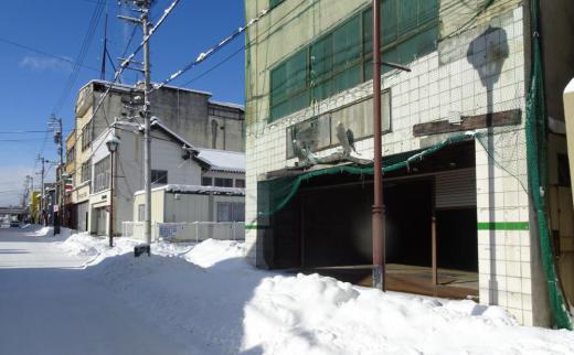 2021/12/31 09:32/上田流「定住促進」の虚実…人口が北上に抜かれ、県内第5位に転落!!!???