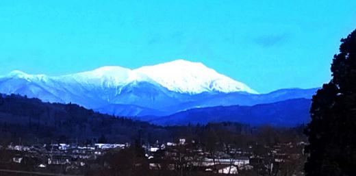 元日の霊峰・早池峰:2024/01/01 11:25