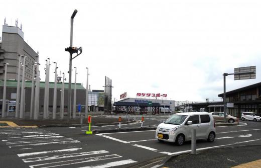 2024/08/07 17:26/ 四日市市が図書館の駅前立地を断念…市役所周辺に建設場所を変更、当市では不毛な「立地」論争が今も〜公募プロポーザルの不調が追い打ち!!??