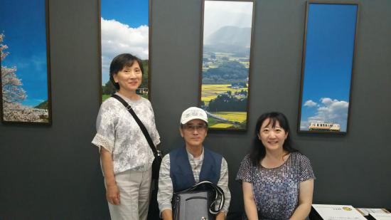 2017/08/05 17:09/広田泉さんの写真展見学中